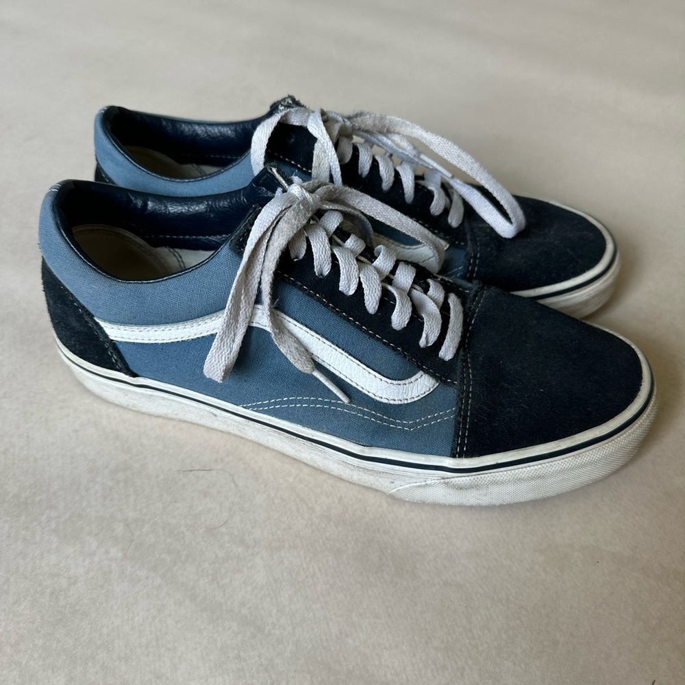 Men’s two tone blue suede vans sz 9